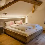Zum Hirschen - & Beim Stoeckeler 3*