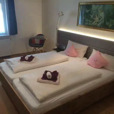 Zum Hirschen - & Beim Stoeckeler Hotel 3*